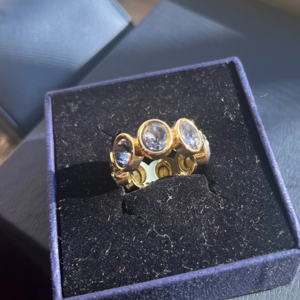 Gorgeous grayish blue oval cut swarovski elements 14kt gold plated size 9 ring - Picture 6 of 13